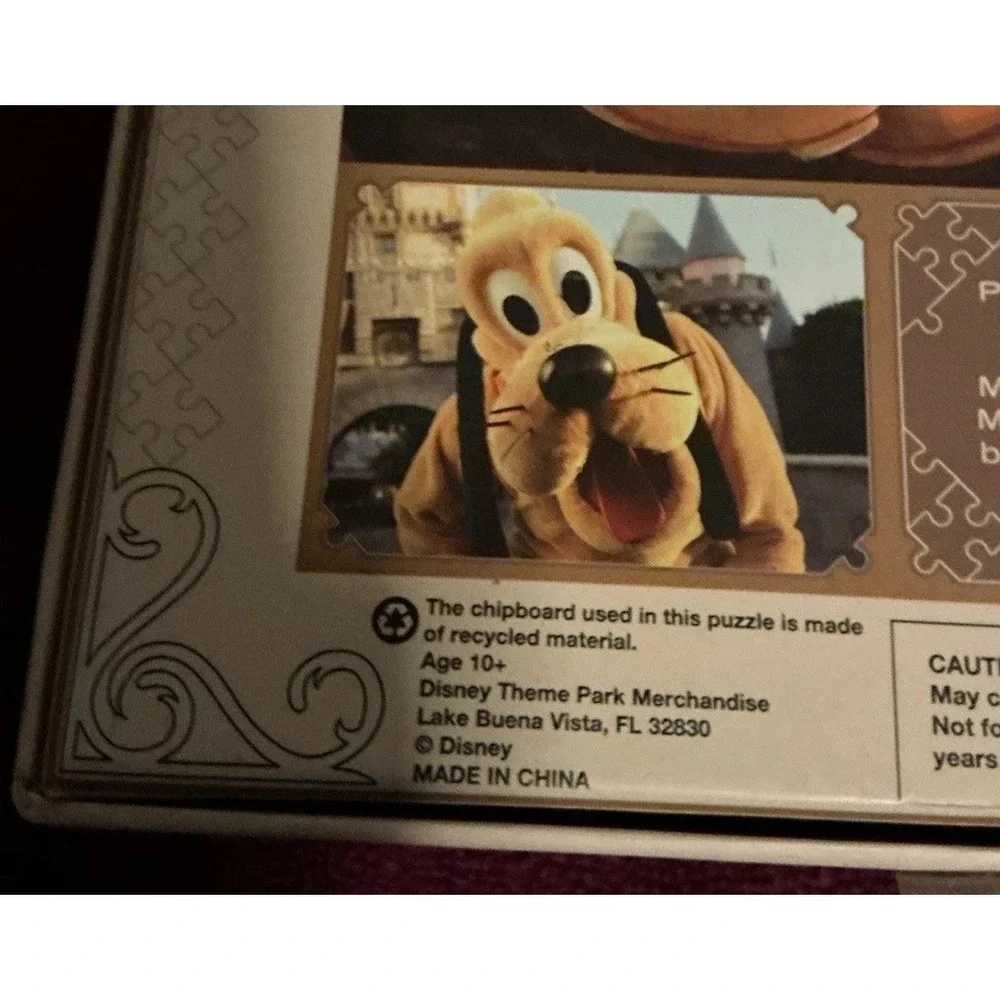 Disney‎ Parks Signature Puzzle Mickey & Pluto 85th Anniversary 1000 Pieces